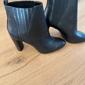 Vince Camuto Black Heeled Bootie